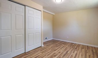 711 Anthony Dr, Belen, NM 87002
