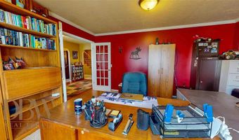 39 N 41st St N, Cody, WY 82414