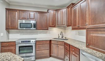 905 Emerald Pines Dr, Arnolds Park, IA 51331