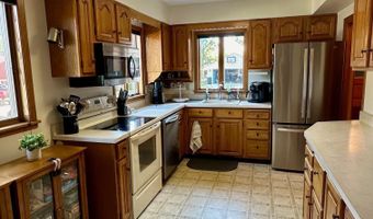 1824 Bryn Mawr Cir, Atlantic, IA 50022