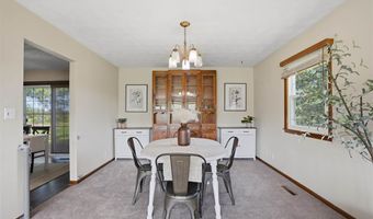 1895 Underwood Ave, Ainsworth, IA 52201