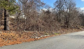 27 Oxford Rd, Cumberland, RI 02864