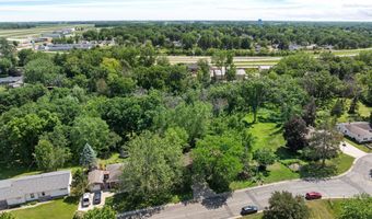 2006 11th Ave NE, Austin, MN 55912