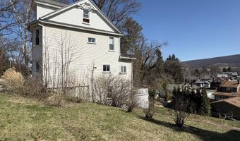 201 Ruskin Dr, Altoona, PA 16602