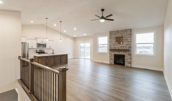 4407 NE 8th St, Ankeny, IA 50021