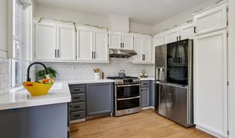 12 Britt Ct, Alameda, CA 94502