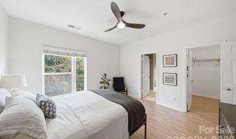 643 Raphael Pl, Charlotte, NC 28205