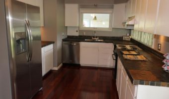 112 S 2nd St, Batesville, IN 47006