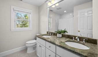 10 Fatima Dr, Ashland, MA 01721