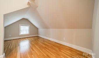 2400 Commonwealth Ave, Charlotte, NC 28205