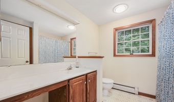 196 Pickerel Lake Rd, Colchester, CT 06415