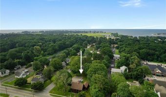 130 E Main St, Clinton, CT 06413