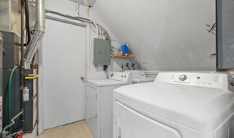 121 NW State St, Ankeny, IA 50023