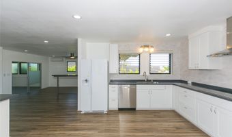 1355 Ala Napunani St, Honolulu, HI 96818