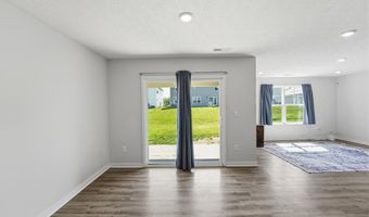 3040 Wyntree Dr, Columbus, OH 43232