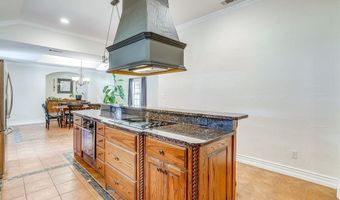 203 E 7th St, Weatherford, TX 76086