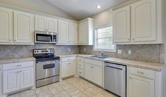 113 W Pinebrook Dr, Brandon, MS 39047