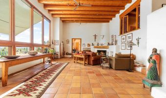 100 Lobo Ranch Rd, Arroyo Hondo, NM 87513