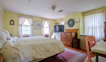 16 Francestown Rd, Bennington, NH 03442