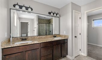 2107 NE 17th St, Ankeny, IA 50021