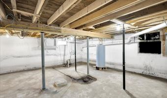 153 Cedar St, Belfast, ME 04915