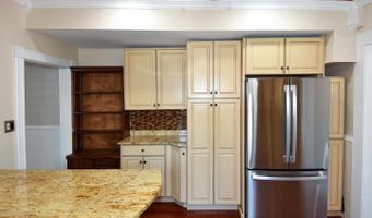 518 N PATRICK St, Alexandria, VA 22314