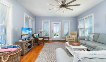 237 Sea Dreams Dr, Atlantic Beach, NC 28512