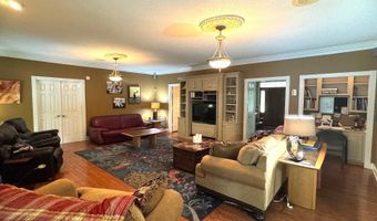 100 SHANNON Dr, Andalusia, AL 36420