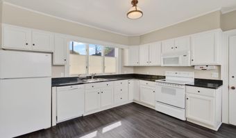 997 Washington St, Bath, ME 04530