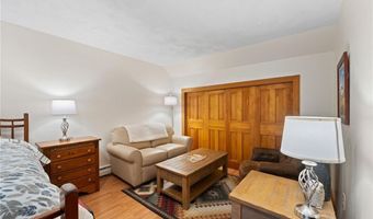 511 Tripps Corner Rd, Exeter, RI 02822