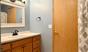 2110 Darling Ave E, Alexandria, MN 56308
