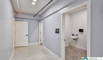 207 N Front St Office, Allentown, PA 18102