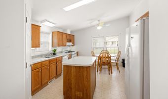 504 WEAVER Dr 504, Dover, DE 19901