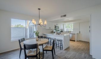 529 W MYRNA Ln, Chandler, AZ 85225