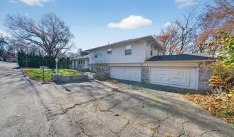 9 Orleans St, Johnston, RI 02919