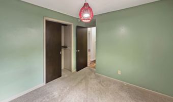 5176 Clarendon Rd, Indianapolis, IN 46208