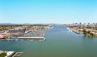 2007 Stanford St, Alameda, CA 94501