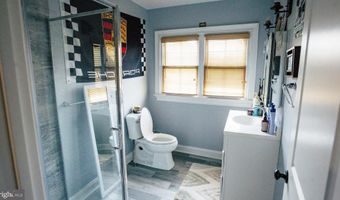 4512 WINDSOR Ln, Bethesda, MD 20814