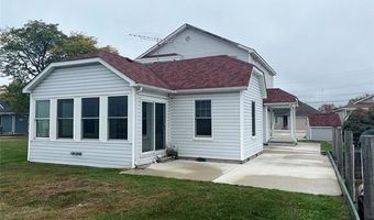 7843 Stark Dr, Algonac, MI 48001