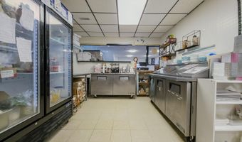 1 W Main St, Albion, IL 62806
