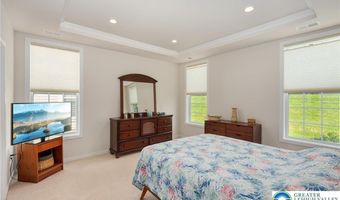 4087 Daubert Dr, Allentown, PA 18104