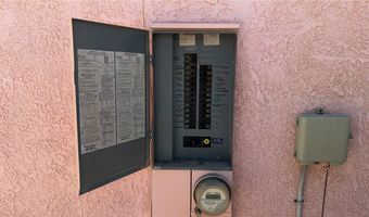 2886 Winchester Rd, Bullhead City, AZ 86442
