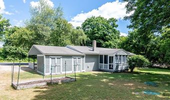 19 Waldron Ave, North Kingstown, RI 02852