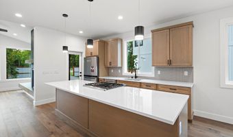 9191 Chapelle Cir, Anchorage, AK 99518