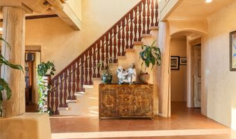 30 Camino Sanador, Santa Fe, NM 87505