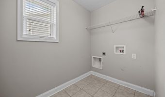 123 Lightwater Dr, Aberdeen, NC 28315