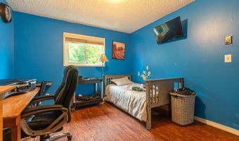 1214 Ransom Ave, Brookings, OR 97415