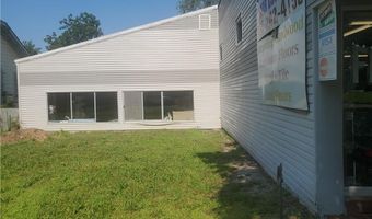 636 N Main St, Ottawa, KS 66067