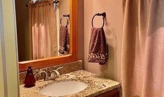 907 Chardonnay, Lewiston, MI 49756