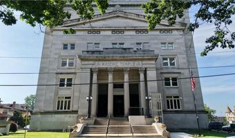 1524 W Linden St 2Nd Fl, Allentown, PA 18102